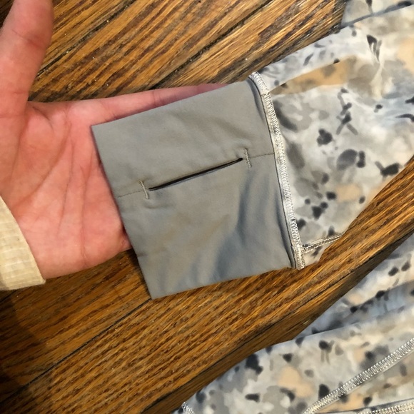 Lululemon Lightened Up Pullover - Picture 6 of 13